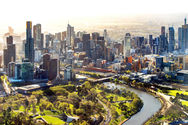 Festive Season Travel In Melbourne: Maxi Cab Services For A Stress-Free Holiday